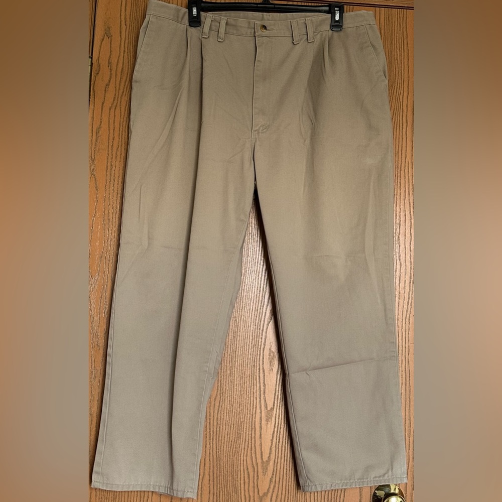 Legendary Gold pants